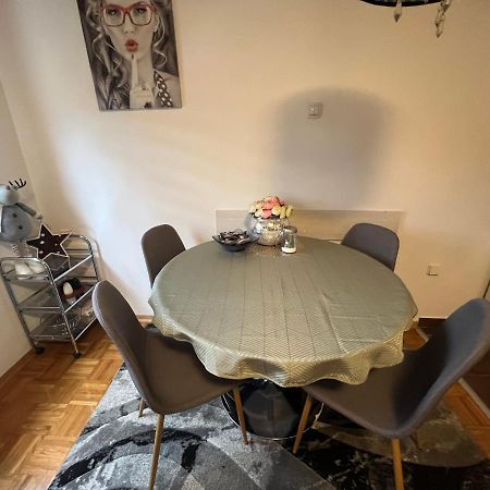 Apartment Sweet Dreams-Close To Zoo,Dinamo Stadium And The City Center ซาเกร็บ ภายนอก รูปภาพ