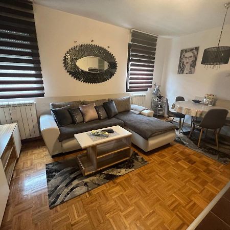Apartment Sweet Dreams-Close To Zoo,Dinamo Stadium And The City Center ซาเกร็บ ภายนอก รูปภาพ