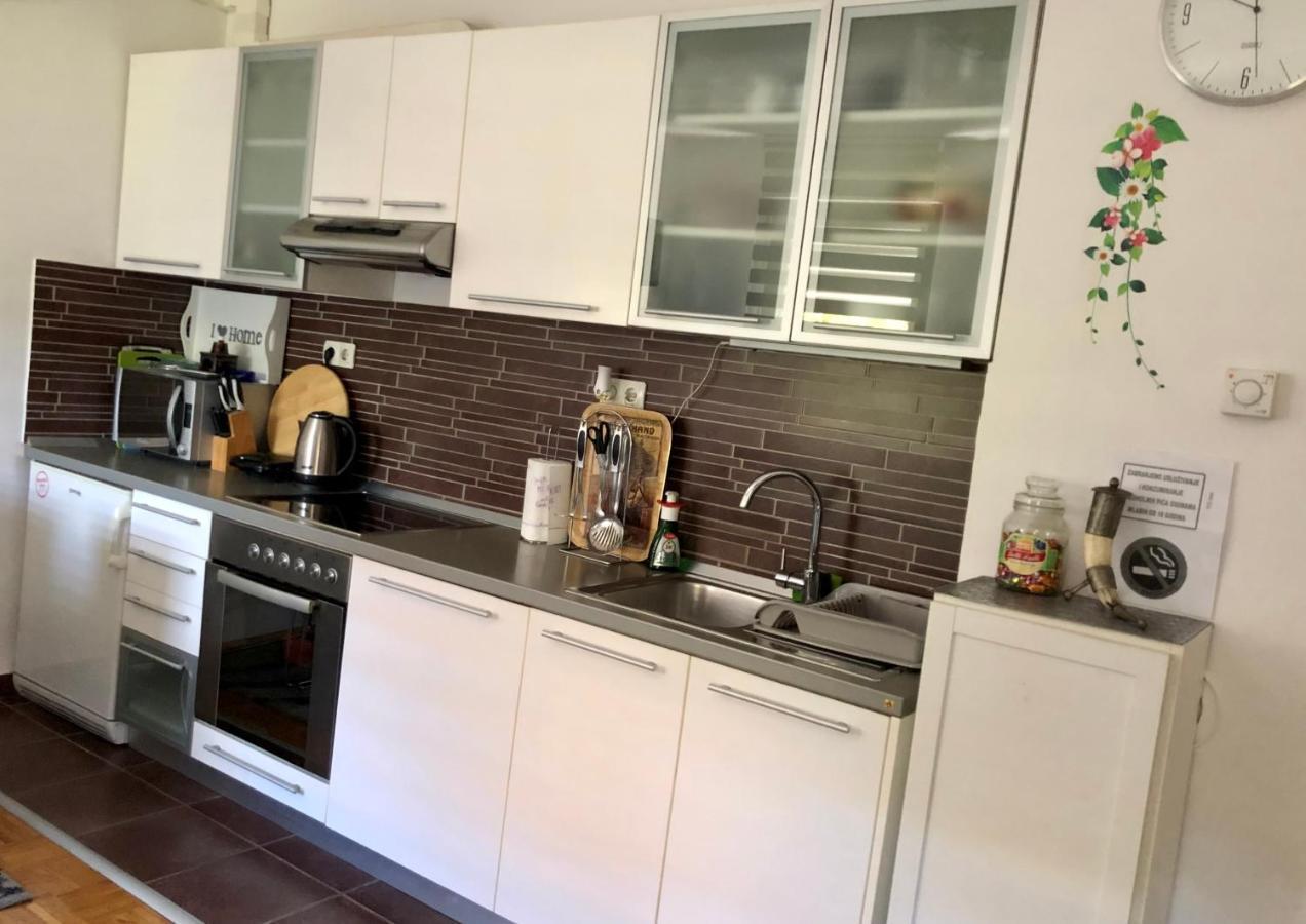 Apartment Sweet Dreams-Close To Zoo,Dinamo Stadium And The City Center ซาเกร็บ ภายนอก รูปภาพ