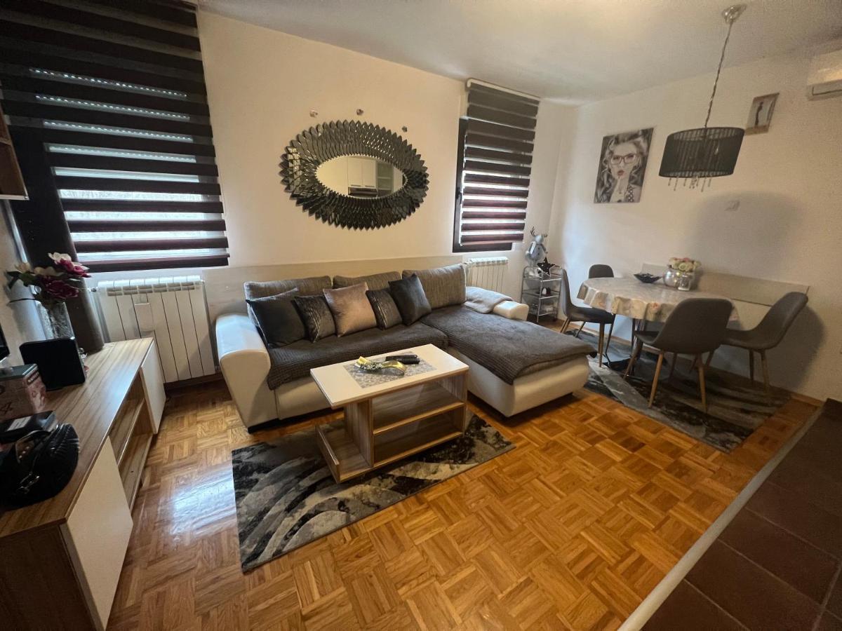 Apartment Sweet Dreams-Close To Zoo,Dinamo Stadium And The City Center ซาเกร็บ ภายนอก รูปภาพ